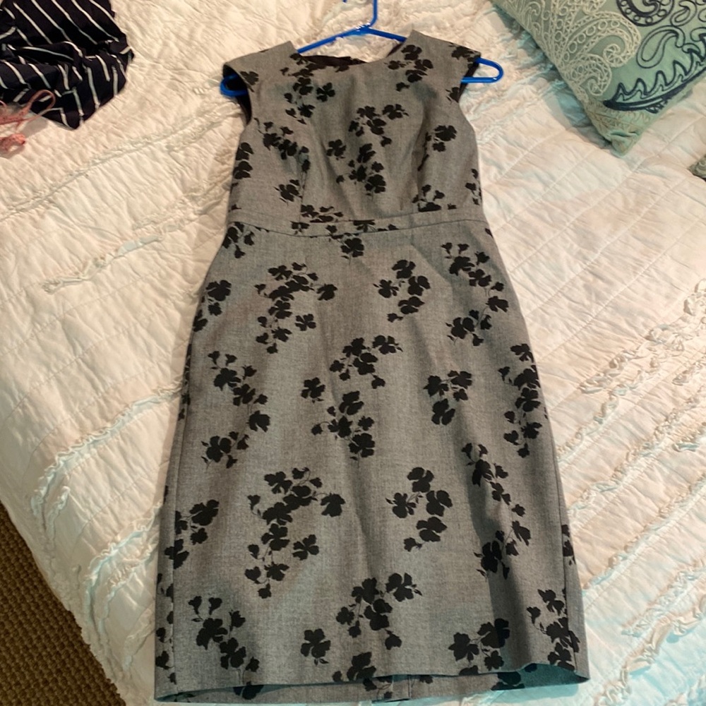 Ann Taylor black/gray small work dress